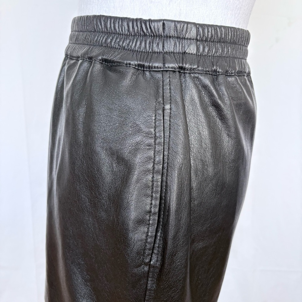 Babaton Mini Black Vegan Leather Elasticated Waistband Skirt Size XS - EUC - Picture 5 of 8